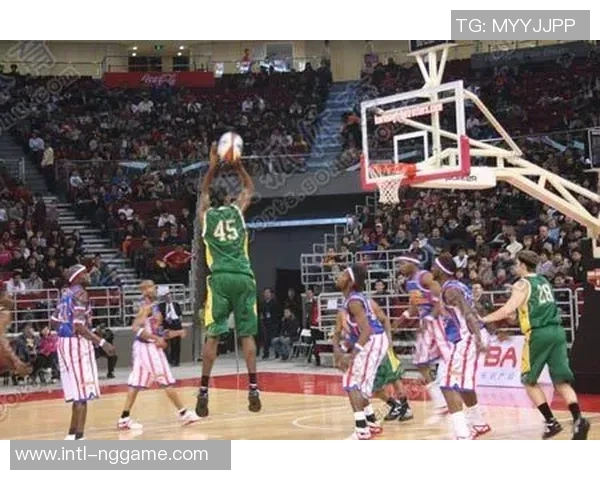 单挑篮球明星对决赛场巅峰时刻展现绝技与激情的精彩瞬间