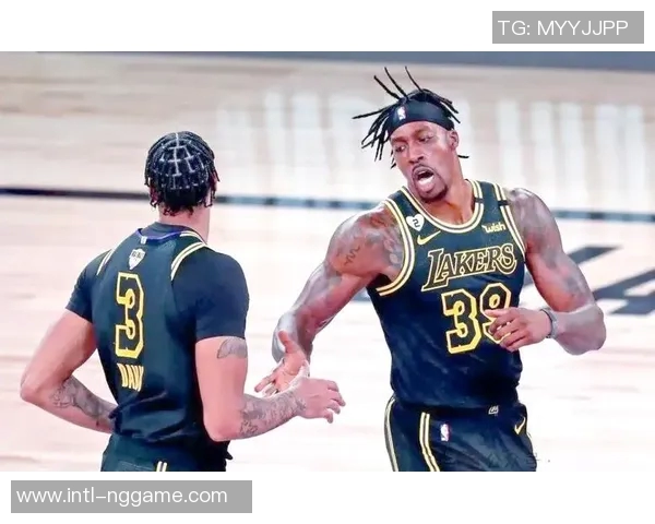 篮球NBA中锋明星的崛起与辉煌历程解析及未来发展趋势展望 篮球NBA中锋明星的崛起与辉煌历程解析及未来发展趋势展望